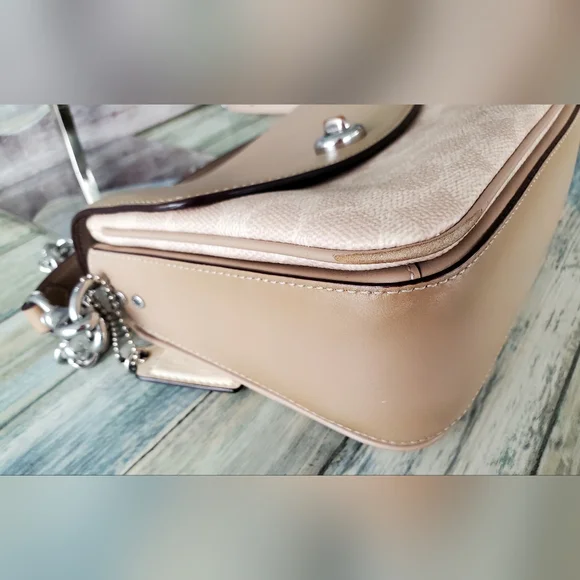 Coach Cassie Crossbody 19 In Signature Canvas/Leather - Picture 8 of 16